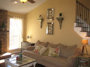 6132 White Tail Dr, Ooltewah, TN 37363