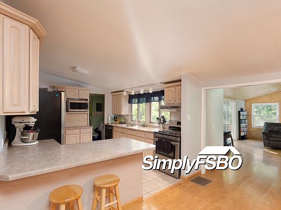 5th image of 7405 123rd Street Ct