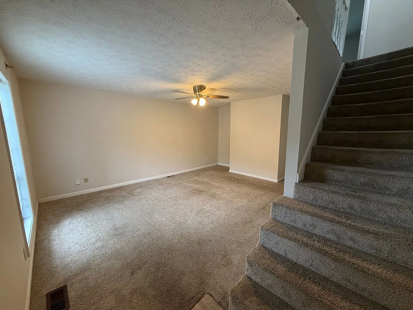 26 Woodberry Drive — Photo 4