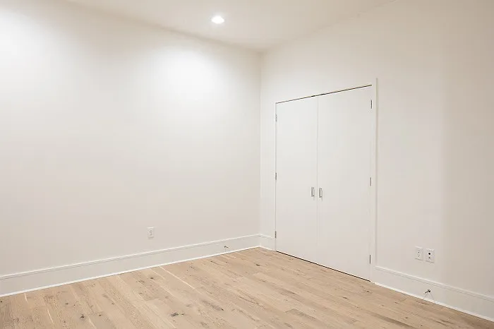 The Julian Apartments — Photo 22
