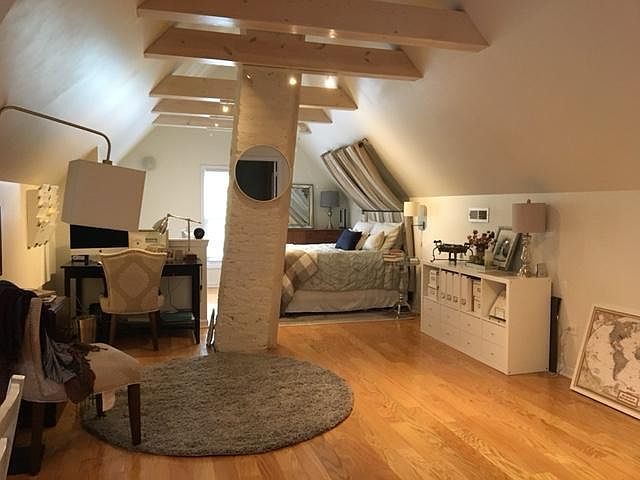 1st image of 1110 W Newport Ave APT 3F