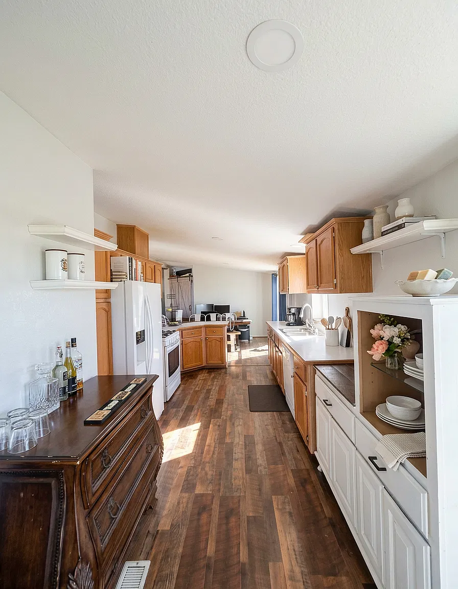 4 bed, 1592 sqft, $2,300 — Photo 4