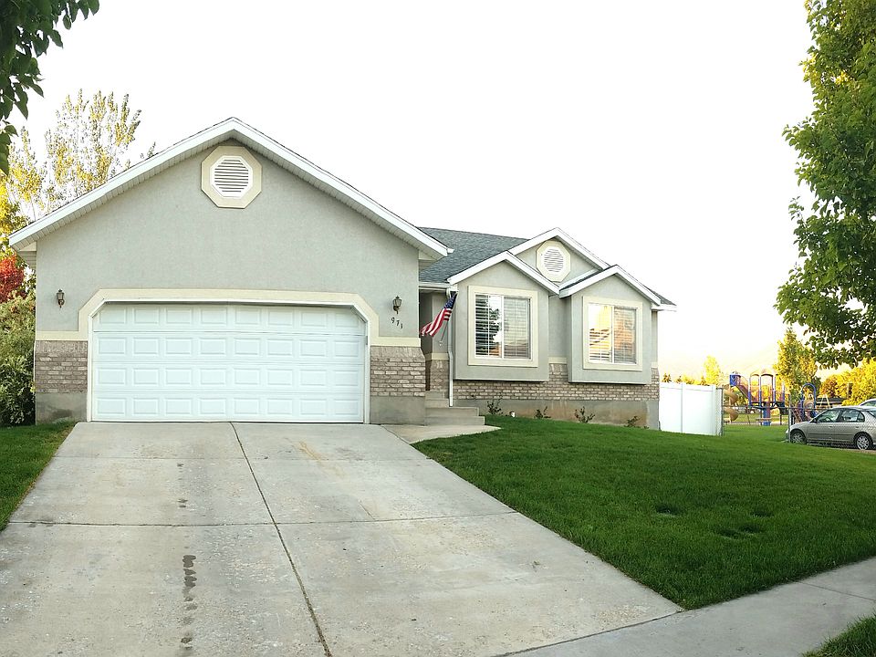 1st image of 971 E 1900th St N