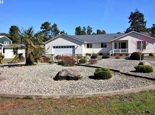 340 N 8th St, Lakeside, OR