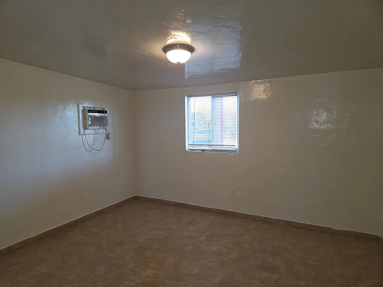 10569 S West Ave #B — Photo 9