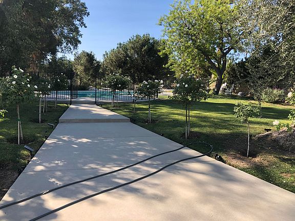 3rd image of 18912 1/2 Pasadero Dr