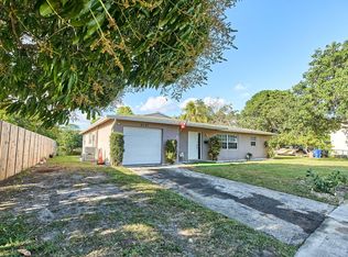 6597 Salem Street, North Lauderdale, FL 33068