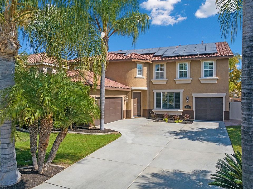 1st image of 26381 Castle Ln