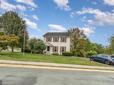 327 Drummer Dr, New Oxford, PA, 17350