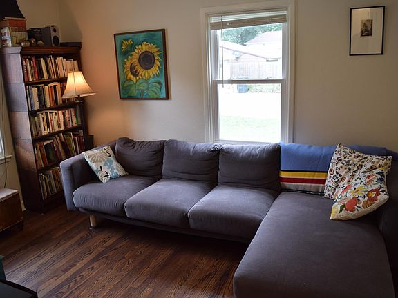 5th image of 915 Kellogg Ave
