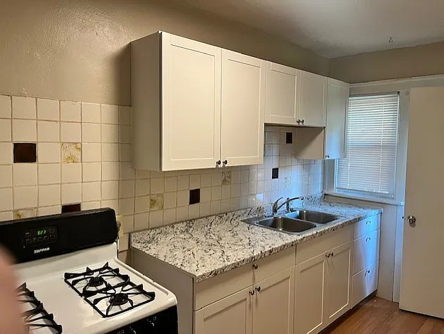121 E Arcadia Ave #A — Photo 8