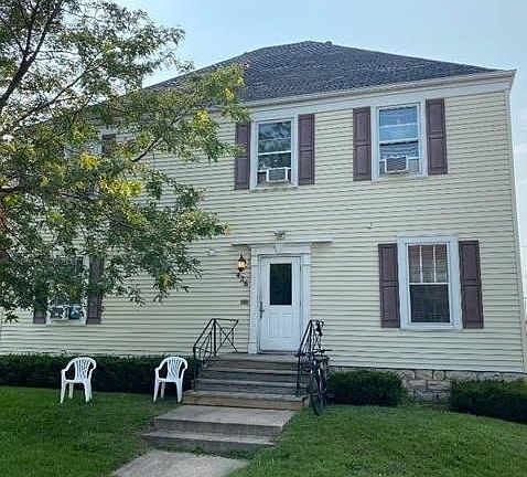 5th image of 426 S Jefferson St #6
