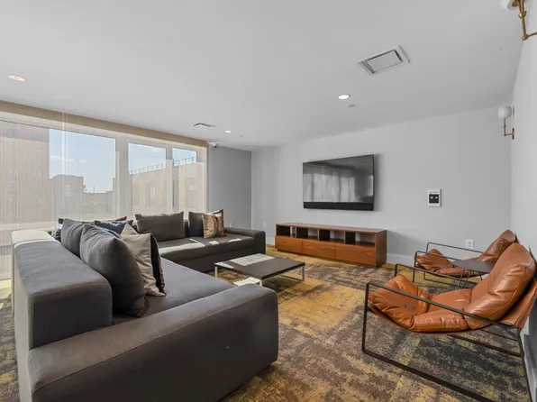 350 Clarkson Avenue image 11 of 17