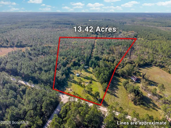 1803 Pine Valley Rd, Waycross, GA 31503