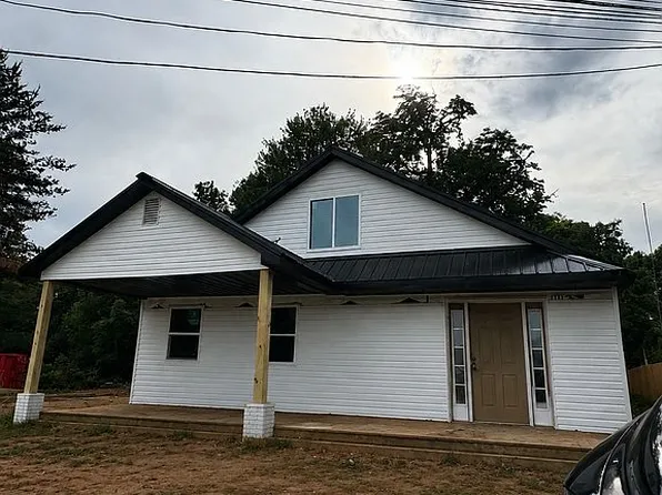 433 Womack St, Doyle, TN 38559