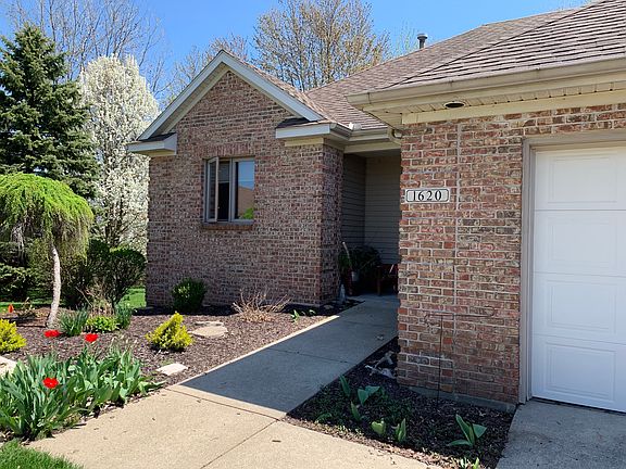 4th image of 1620 Laramy Ln