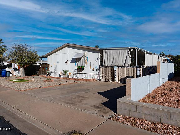 2nd image of 3930 E ARBOR Avenue