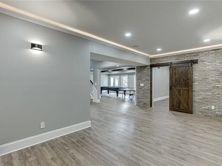 4612 Grandview Pkwy — Photo 57