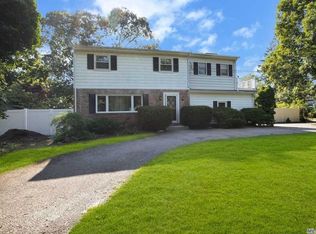 198 Idle Hour Blvd, Oakdale, NY 11769