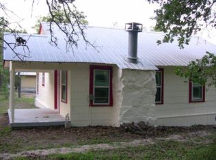 8780 State Highway 123 N, Stockdale, TX 78160