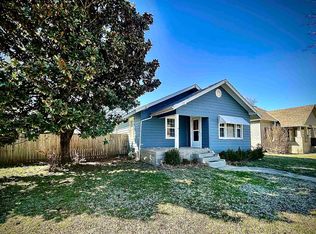 1811 Andrews St, Winfield, KS 67156