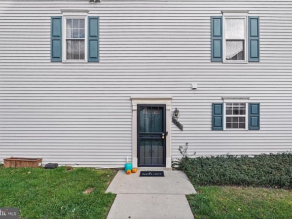 2nd image of 3713 Wilkinson Dr Unit 506