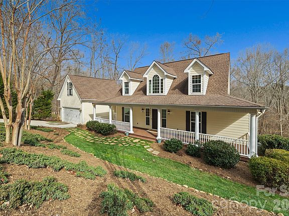 4th image of 2226 Bessbrook Rd