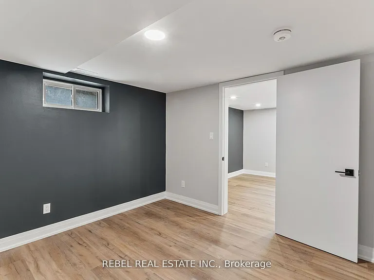 332 Cadillac Ave S #2 — Photo 12