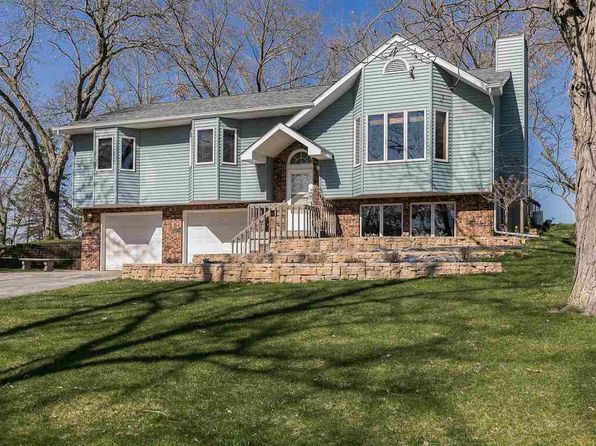 Iowa City Real Estate Iowa City Ia Homes For Sale Zillow