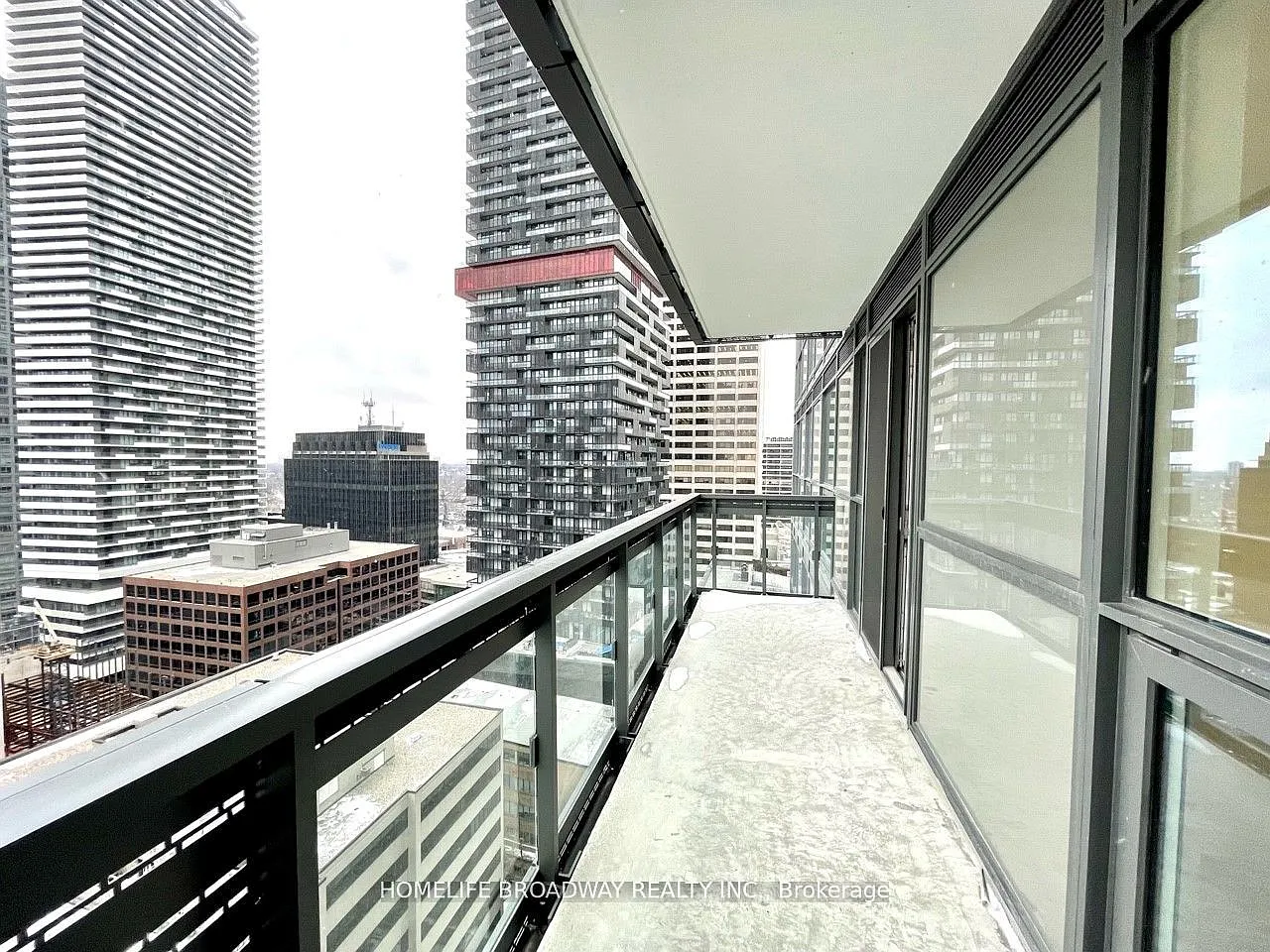 3 bed, $3,000 — Photo 4