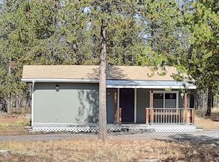 53037 Loop Dr, La Pine, OR 97739