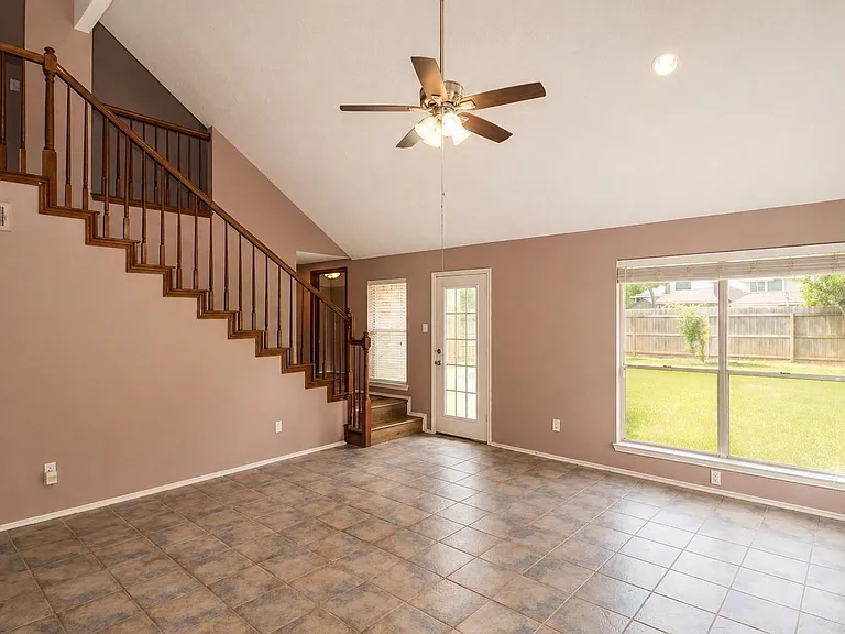 3515 Woodmere Ln — Photo 7