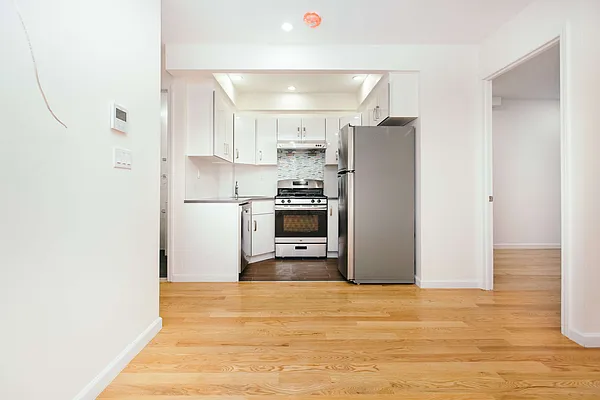 Rented by Nooklyn NYC LLC | media 39