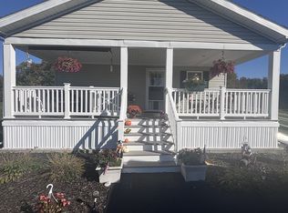 32 Kendall Ct, Raynham, MA 02767