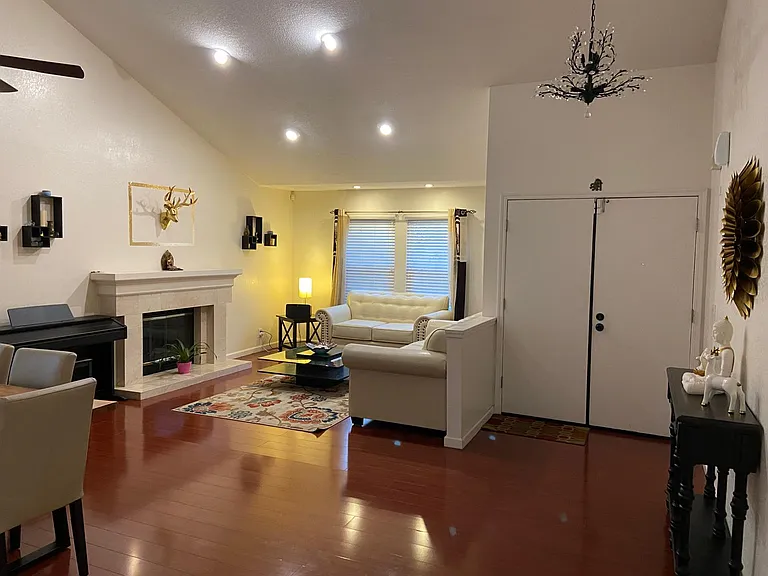 37823 Bishop Ct — Photo 5