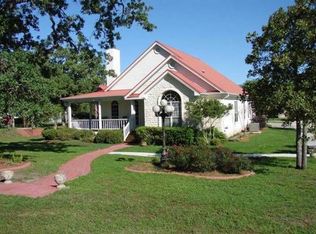 246 Stirrup Rd, Victoria, TX 77905