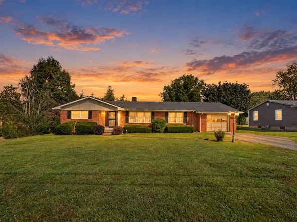 230 Eastview Dr, Madisonville, KY 42431