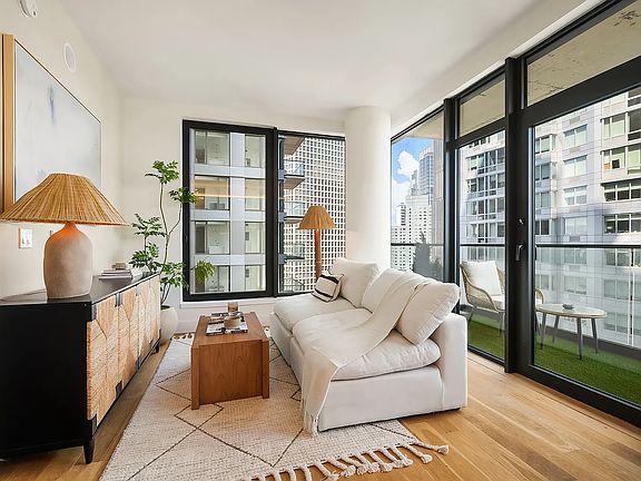 2nd image of 20 Rockwell Pl #1504A