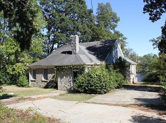 2nd image of 141 Lakemont Dr