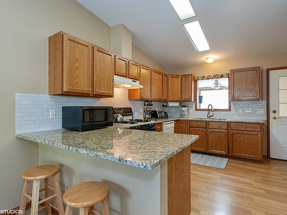 5th image of 2606 Maywood Ct