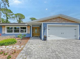 6607 Conetta Dr, Sarasota, FL 34243