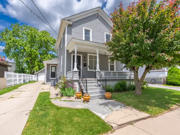 908 Superior St, Aurora, IL 60505