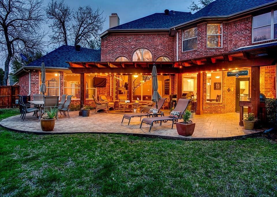 1st image of 4604 Crown Knoll Cir
