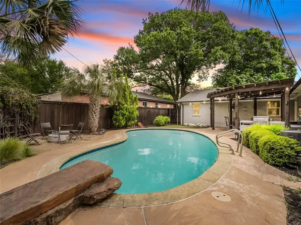 8415 Baumgarten Dr, Dallas, TX 75228