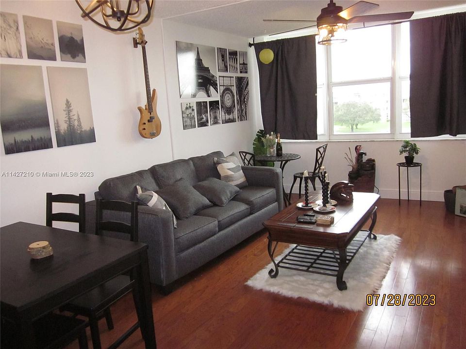 1st image of 9441 Live Oak Pl APT 407