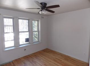 576 Osborn St APT 1F, Brooklyn, NY 11212