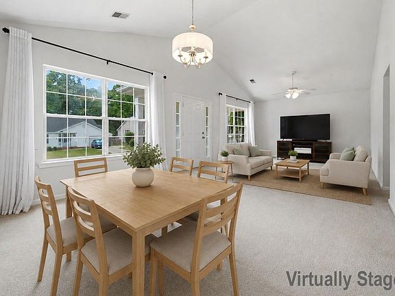3rd image of 253 Jessica Dr