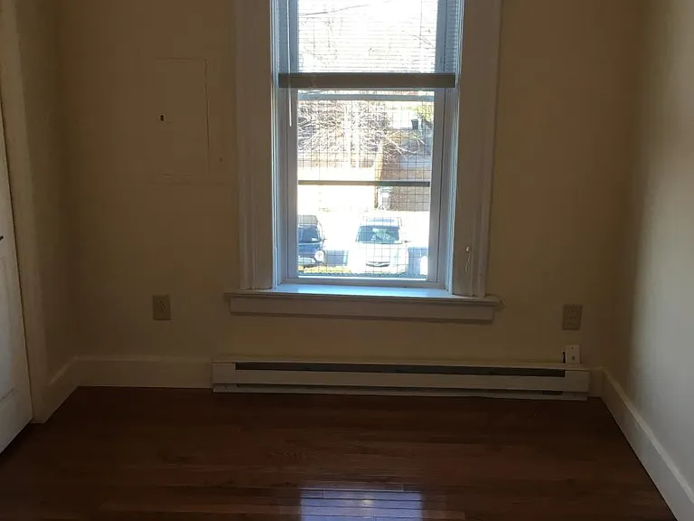 29 Clinton St #3 — Photo 12