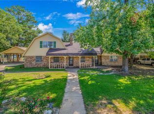 515 N Sharp St, Franklin, TX 77856