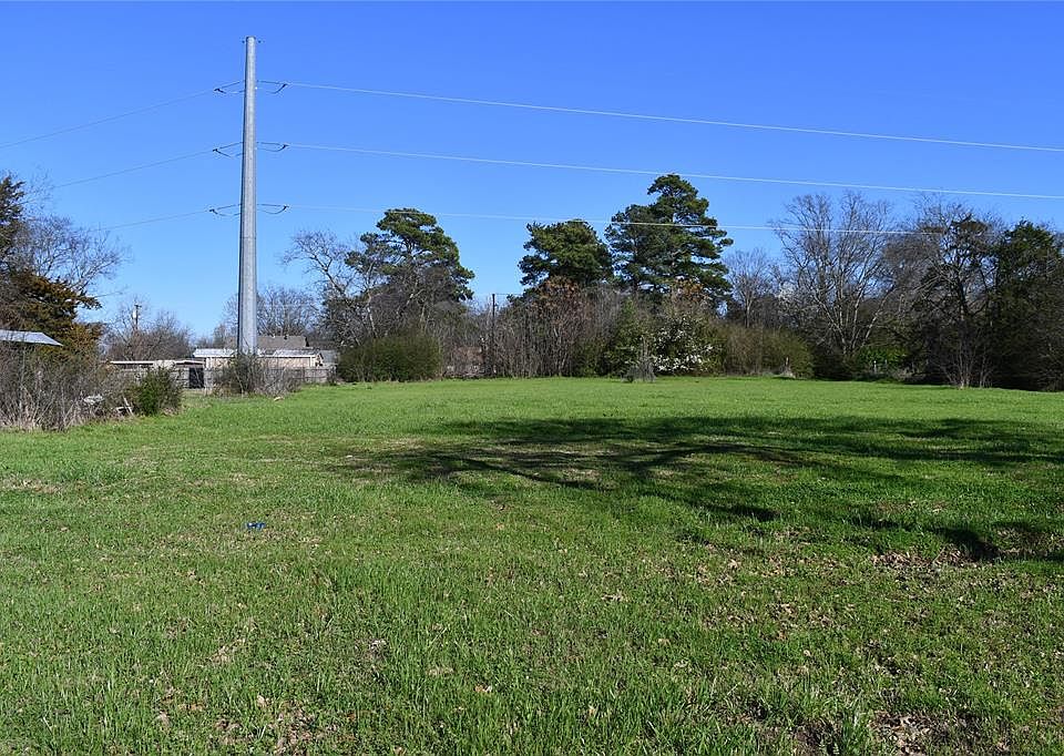 1st image of 220 Craig St Lot 3